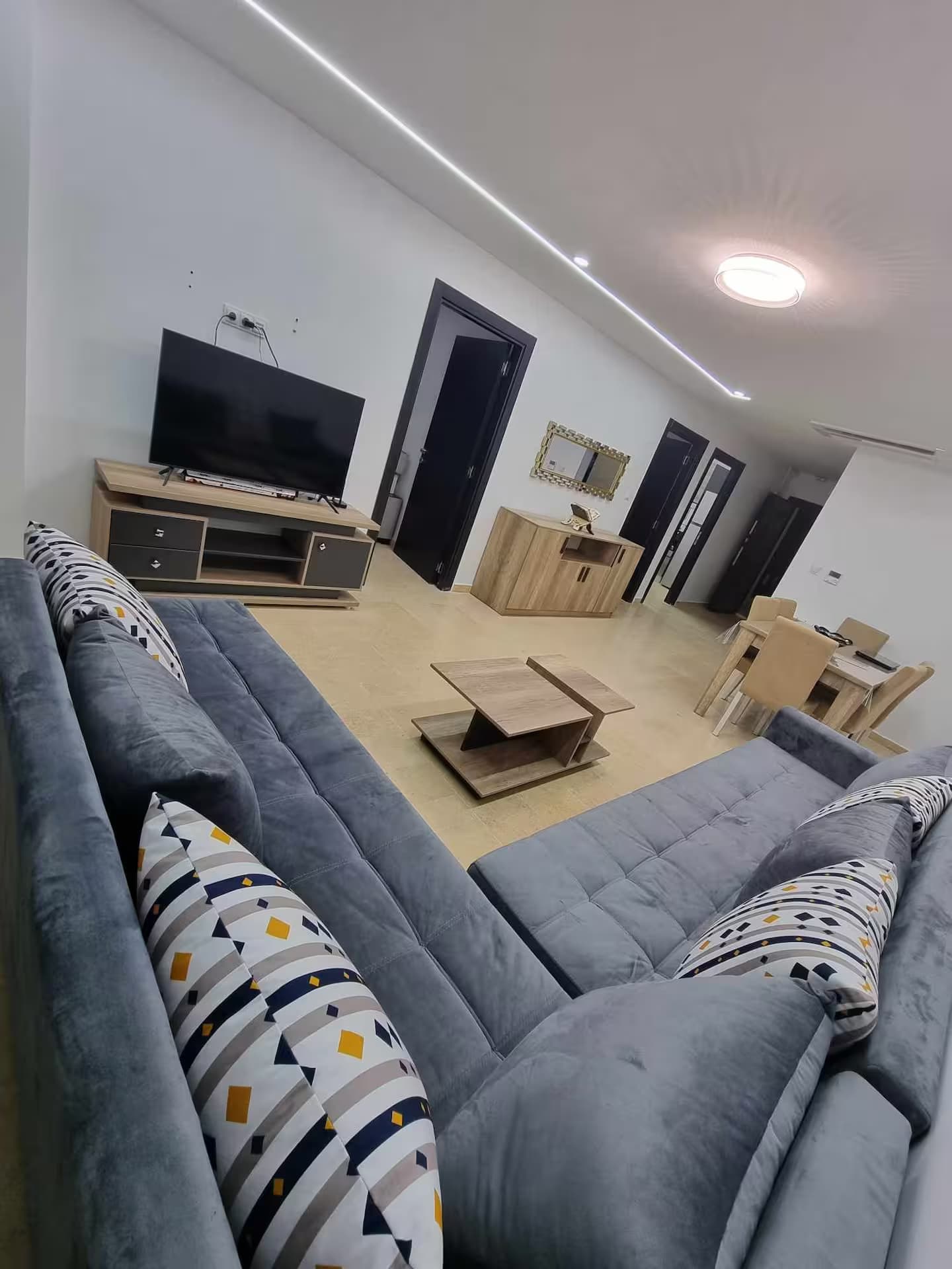 Appartement cosy — Akid Lotfi